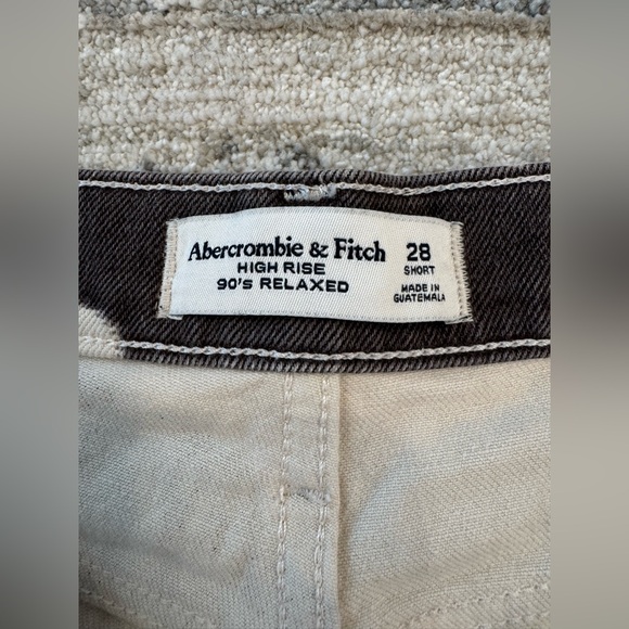 Abercrombie & Fitch High Rise 90's Relaxed Pants Cow Print Black/Brown and Cream - Picture 4 of 7
